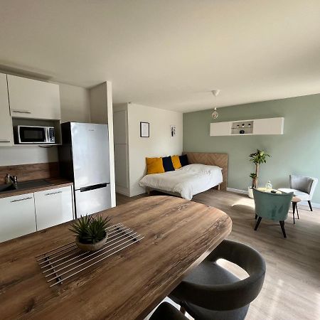Studio Cosy Et Son Emplacement Ideal Montevrain Bagian luar foto